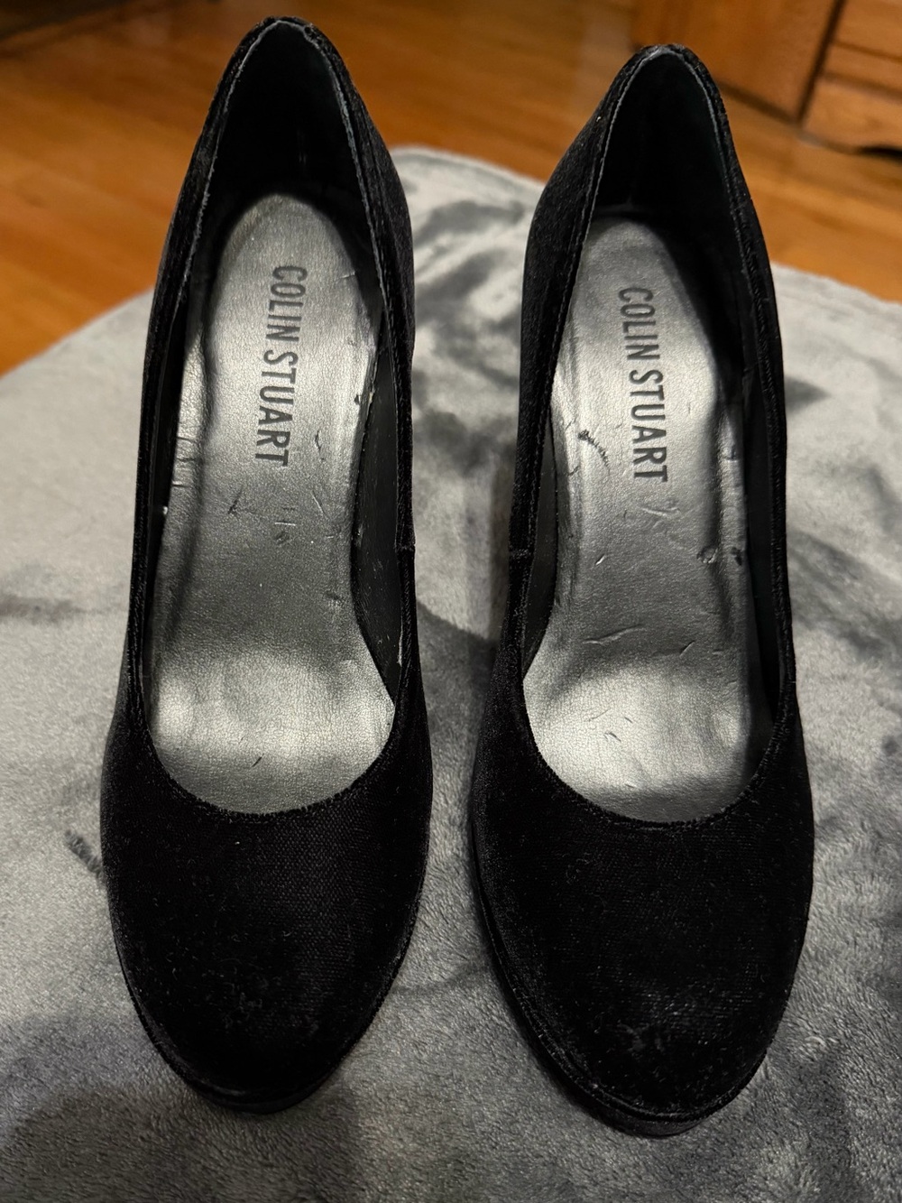 Colin Stuart Black Velvet Round-Toe Pumps